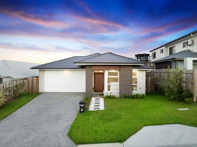 9 Mallard Way, Bellbird Park QLD 4300