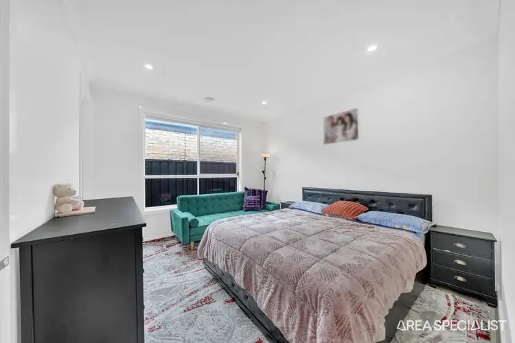 Fifth view of Homely house listing, 8 Lina Way, Melton South VIC 3338