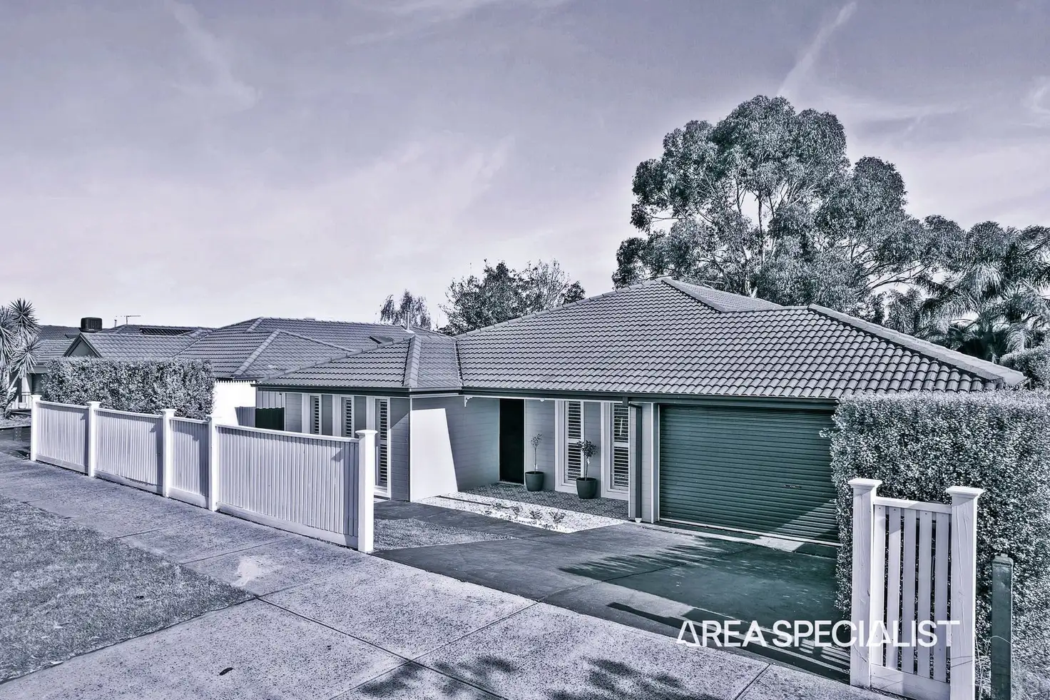 Main view of Homely house listing, 8 Caspian Chase, Pakenham VIC 3810