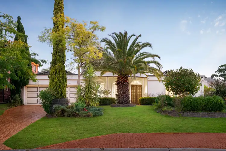 1 Dalkeith Court, Doncaster East VIC 3109