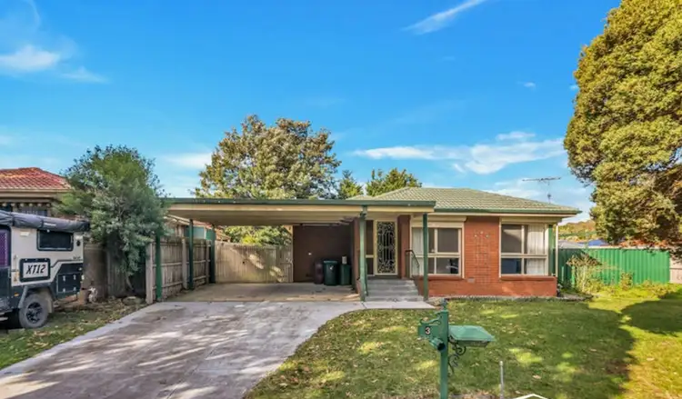 3 Selkirk Court, Berwick VIC 3806