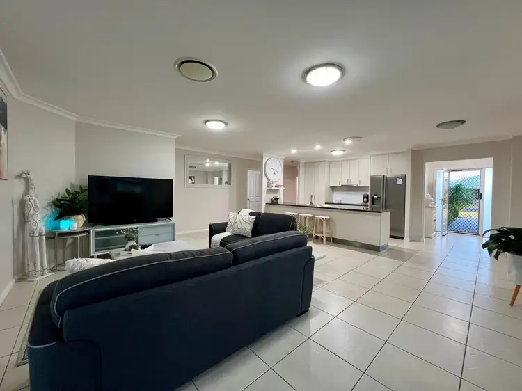 Sixth view of Homely house listing, 11 Sommerfeld Crescent, Chinchilla QLD 4413