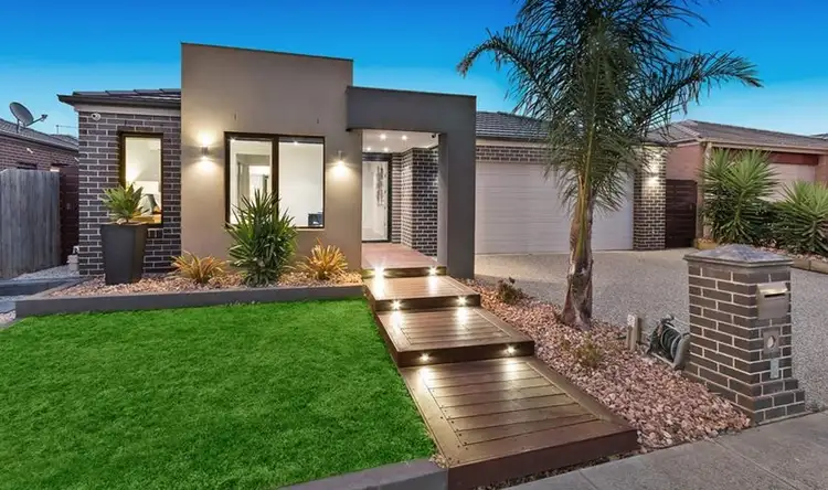 7 Celestine Drive, Officer VIC 3809