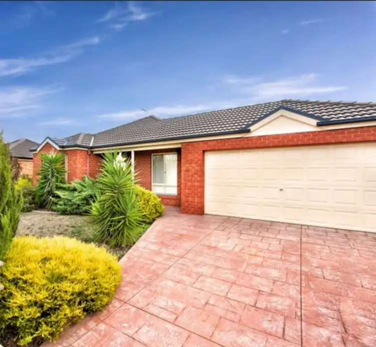 Main view of Homely house listing, 11 Amber Way, Taylors Hill VIC 3037