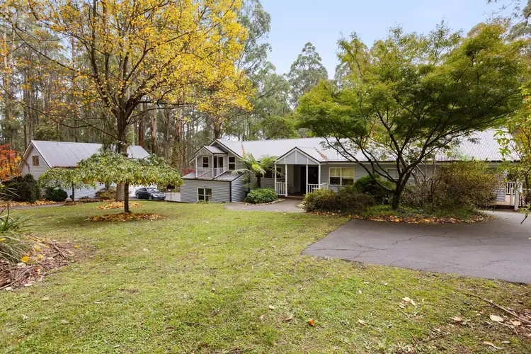 22 Warwick Farm Road, Olinda VIC 3788