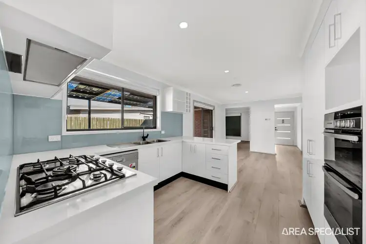 62 Coburns Road, Melton South VIC 3338