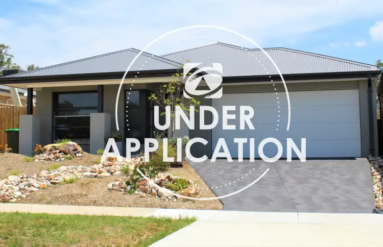 13 Peachtree Drive, Drouin VIC 3818