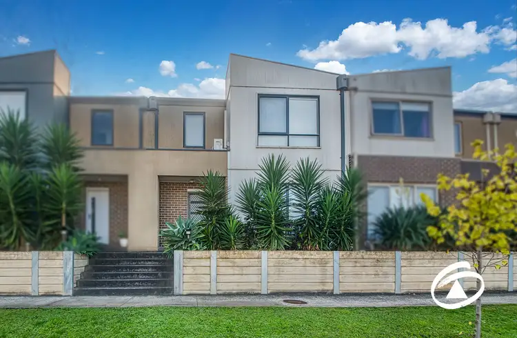 61 Atlantic Drive, Pakenham VIC 3810
