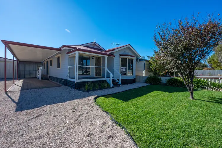 9 Clinton Road, Maitland SA 5573