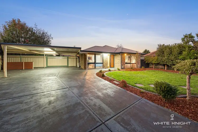 5 Dion Court, Keilor Downs VIC 3038