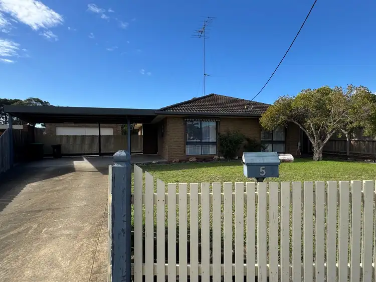Main view of Homely house listing, 5 Walhalla Court, Traralgon VIC 3844