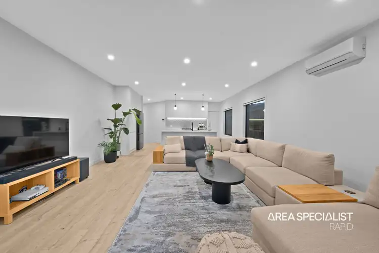 Fifth view of Homely unit listing, 2/4 Daryl Court, Hampton Park VIC 3976