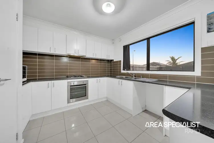 Sixth view of Homely house listing, 8 Tiarne Crescent, Hampton Park VIC 3976
