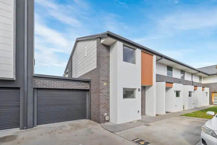 13/8 Henry Kendall Street, Franklin ACT 2913
