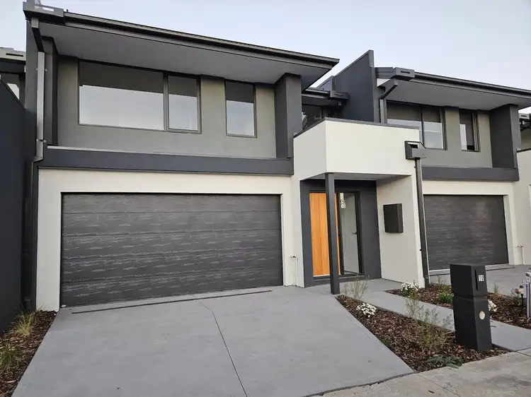 10 Capella Way, Donnybrook VIC 3064