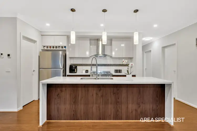 Sixth view of Homely house listing, 8 Massimo Street, Wyndham Vale VIC 3024