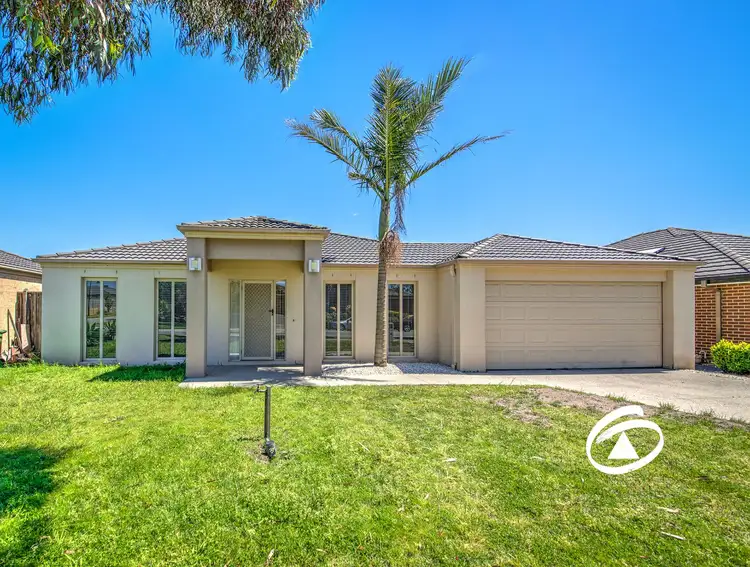 13 Yorkshire Drive, Cranbourne North VIC 3977