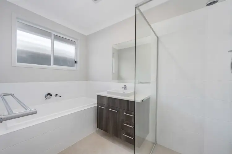 Fifth view of Homely house listing, 1/9 Cinnamon Way, Morisset NSW 2264