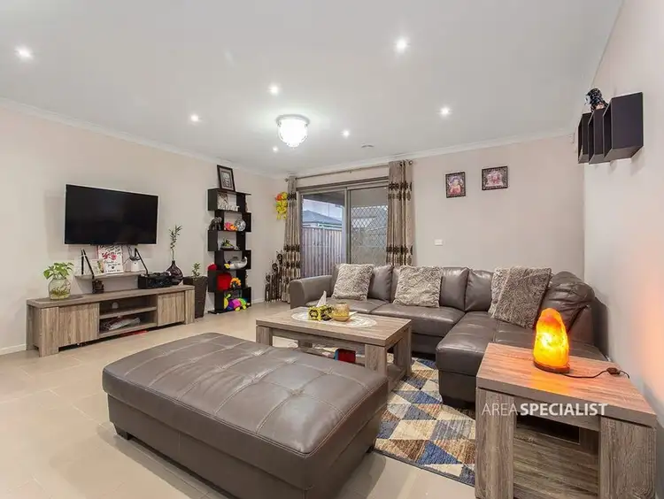 Second view of Homely house listing, 8 Springside Drive, Cranbourne West VIC 3977
