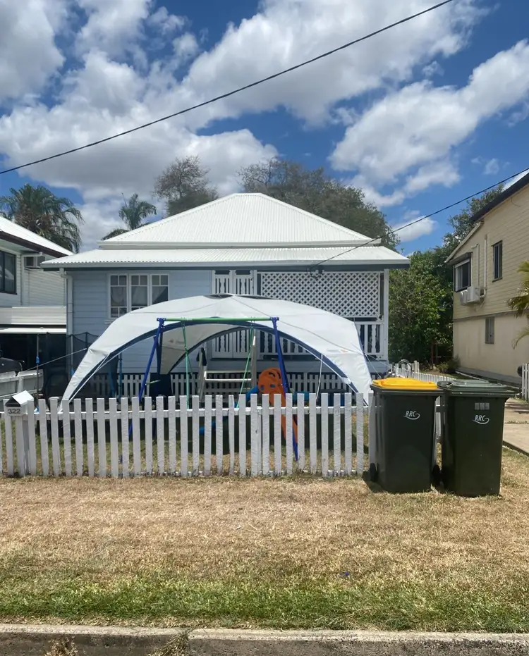 322 East Street, Depot Hill QLD 4700