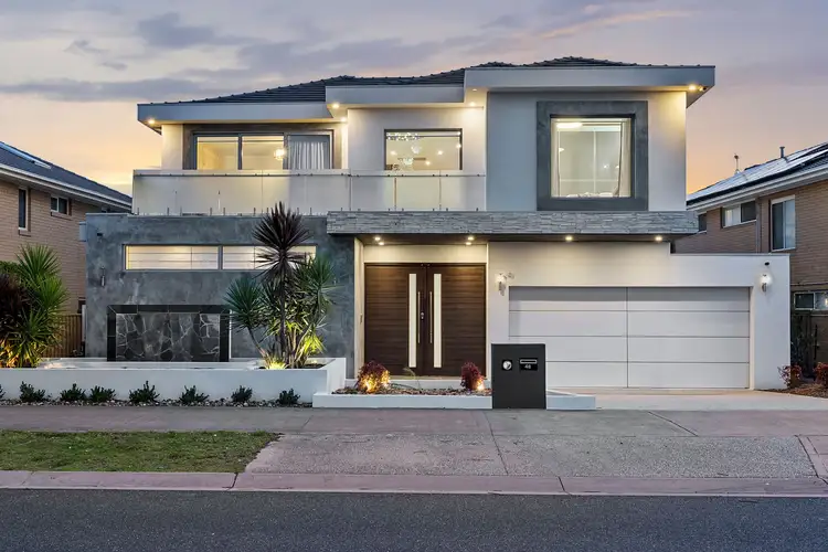 48 Sanctuary Lakes East Boulevard, Sanctuary Lakes VIC 3030