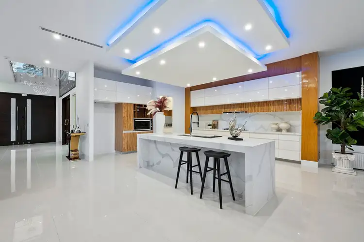 Fourth view of Homely house listing, 48 Sanctuary Lakes East Boulevard, Sanctuary Lakes VIC 3030