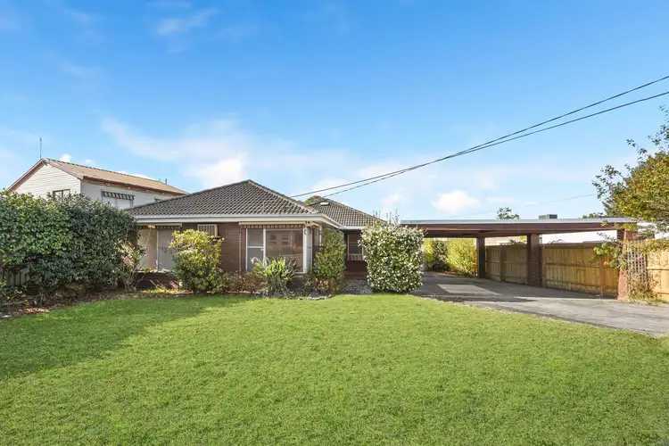 22 Oaklands Crescent, Frankston VIC 3199