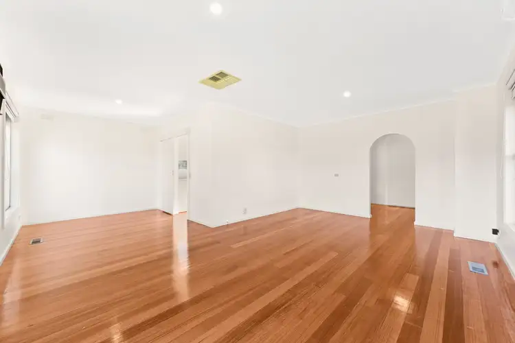 Second view of Homely house listing, 22 Oaklands Crescent, Frankston VIC 3199