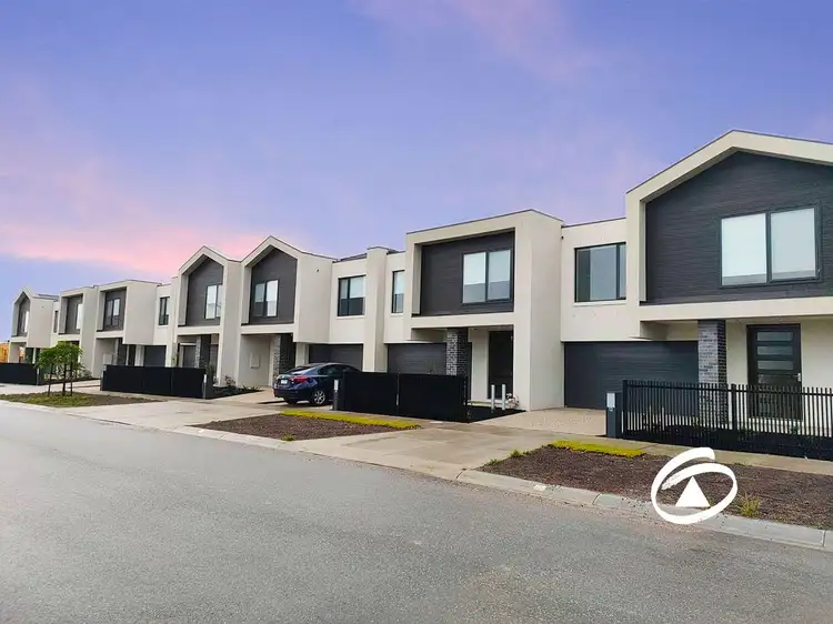 26 Mortlake Drive, Officer South VIC 3809