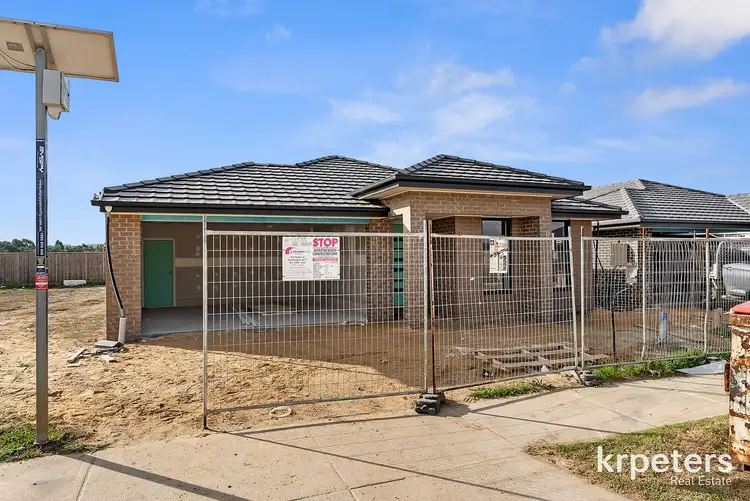 Second view of Homely house listing, 27 Fountain Road, Pakenham VIC 3810