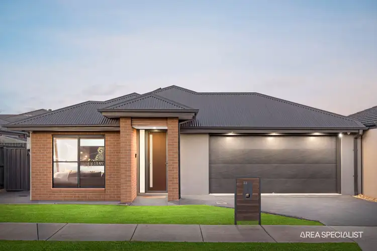 33 Maplewood Circuit, Truganina VIC 3029