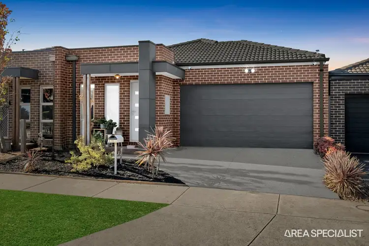 Third view of Homely house listing, 2/13 Stacey Court, Harkness VIC 3337