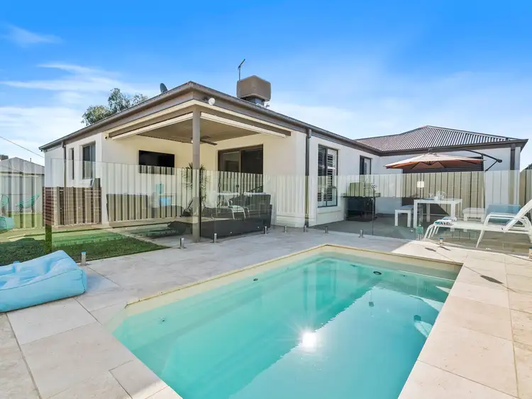 112 Zorro Drive, Yarrawonga VIC 3730