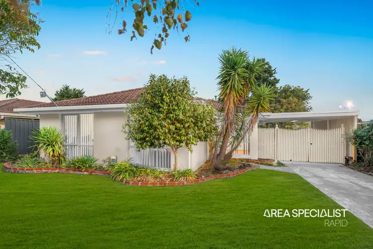 27 Plateau Crescent, Hampton Park VIC 3976