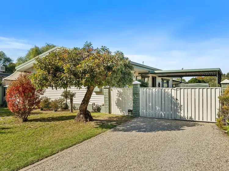 Second view of Homely house listing, 124 Lucan Street, Mulwala NSW 2647