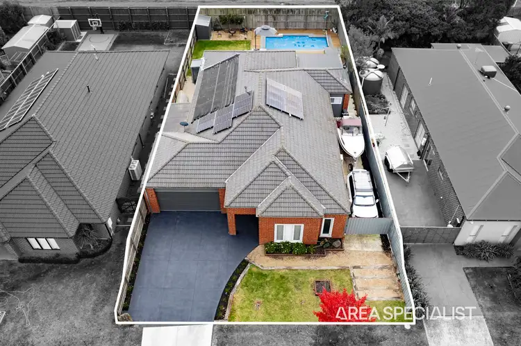 34 Cassowary Avenue, Pakenham VIC 3810
