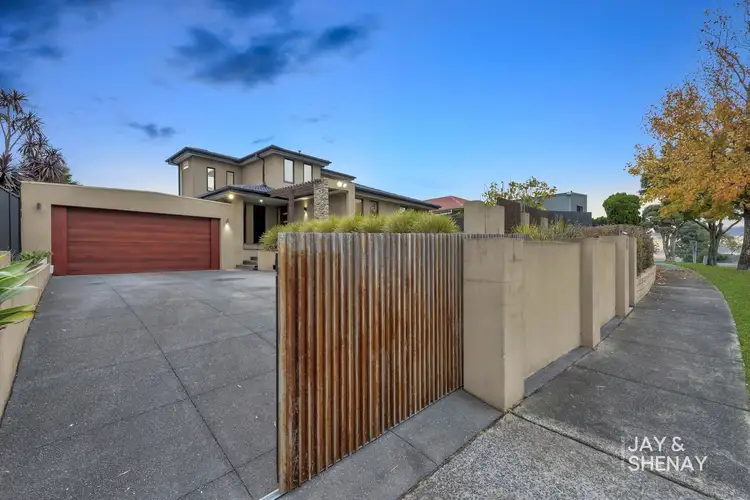 Main view of Homely house listing, 32 John Edgcumbe Way, Endeavour Hills VIC 3802