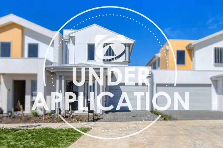 24 Borthwick Parade, Clyde North VIC 3978