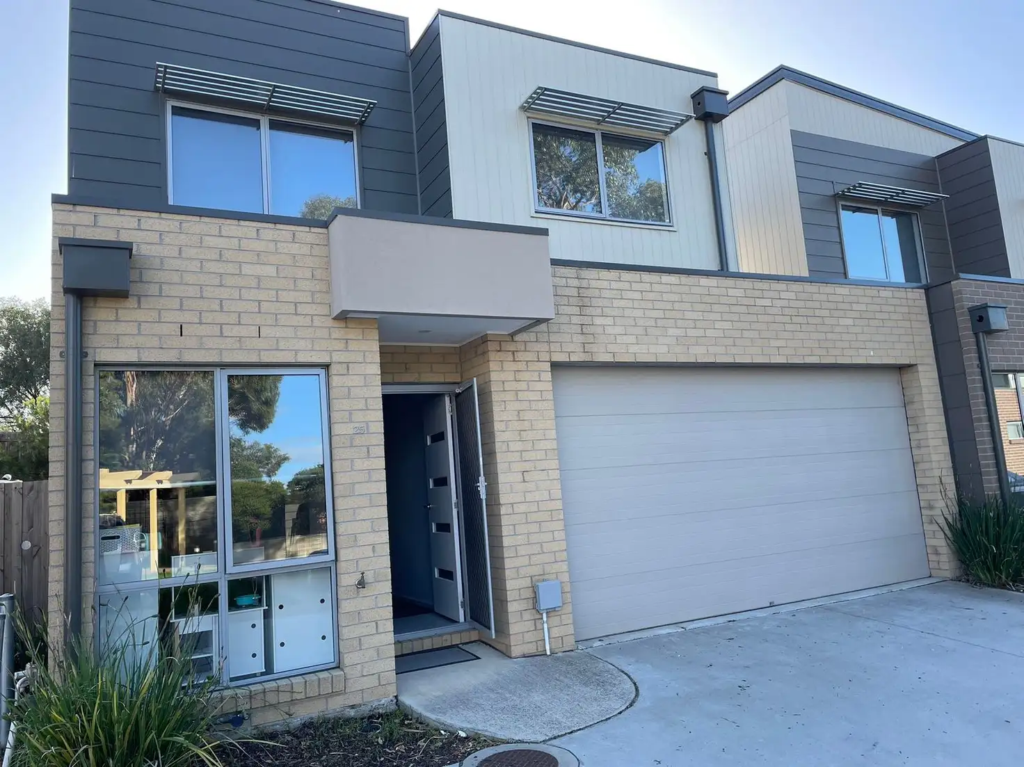 Main view of Homely townhouse listing, 25 Sanctuary Drive, Carrum Downs VIC 3201