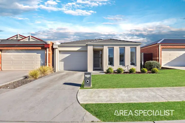4 Bolton Grove, Officer VIC 3809