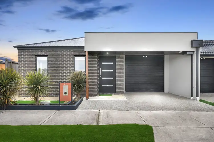 27 Corymbia Street, Mickleham VIC 3064