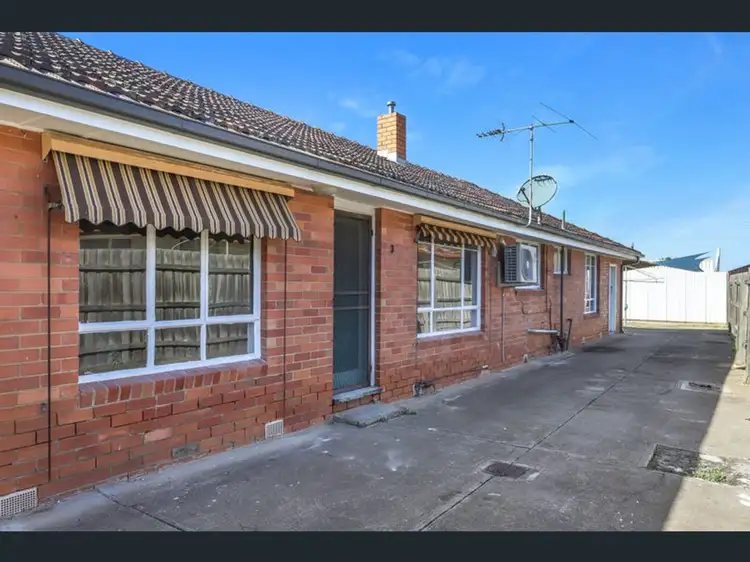 Main view of Homely flat listing, 4/31 Conrad Street, St Albans VIC 3021