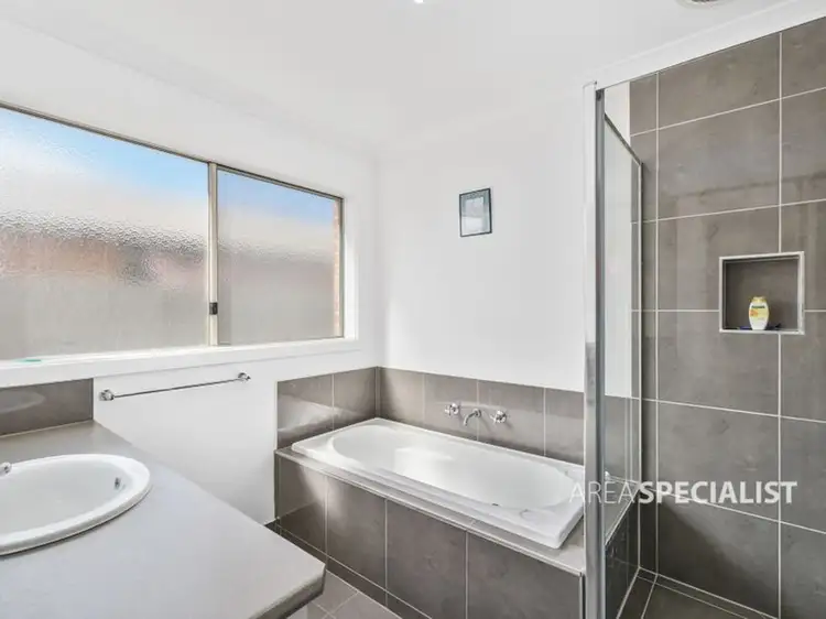 Fifth view of Homely house listing, 58 Bradford Drive, Cranbourne East VIC 3977