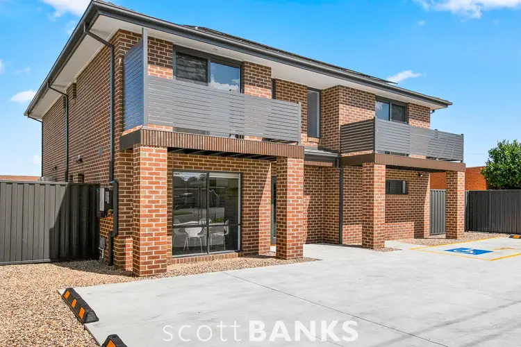 1/15 Burnewang Street, Albion VIC 3020