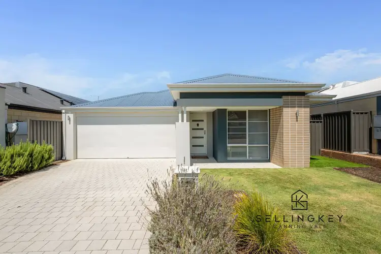 29 Claystone Loop, Piara Waters WA 6112