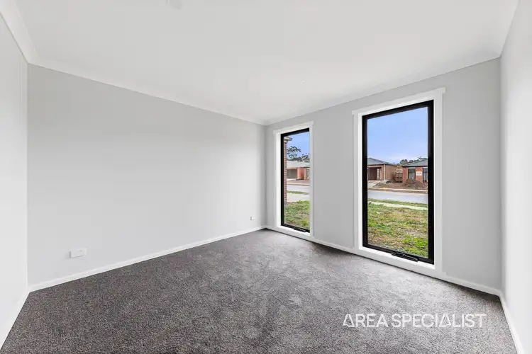 Fifth view of Homely house listing, 12 Goldshine Crescent, Drouin VIC 3818