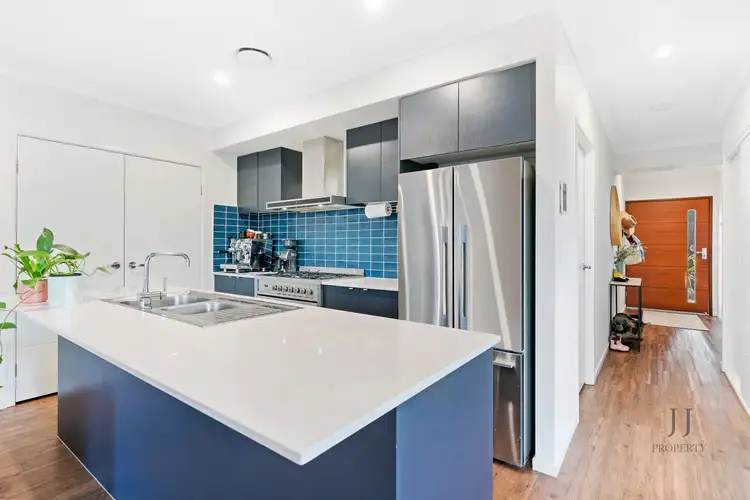 Fourth view of Homely house listing, 2 Belcaro Street, Upper Mount Gravatt QLD 4122