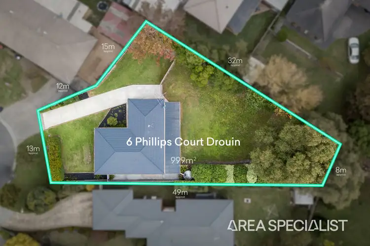 6 Phillips Court, Drouin VIC 3818