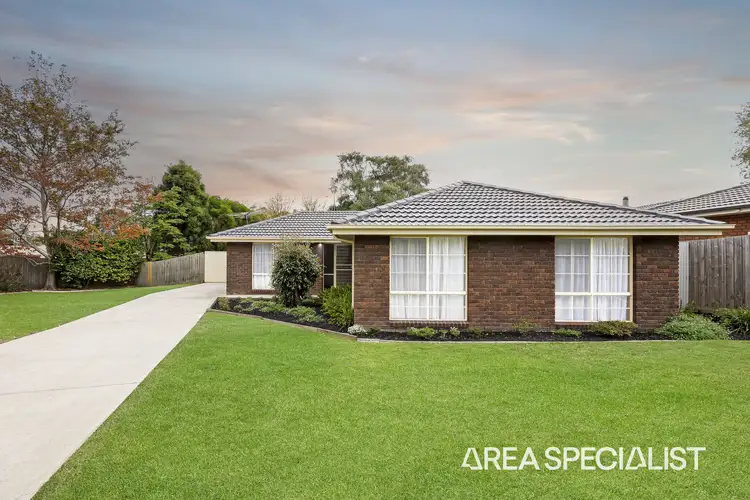 6 Phillips Court, Drouin VIC 3818