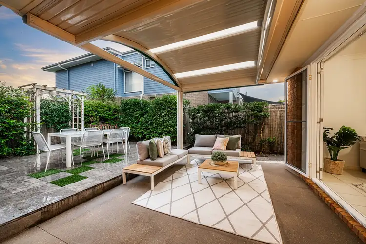 2/115 Elsiemer Street, Toowoon Bay NSW 2261